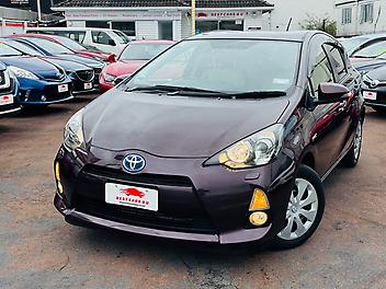 93,984 Km, Hatchback, 1496 cc, Hybrid engine, Automatic