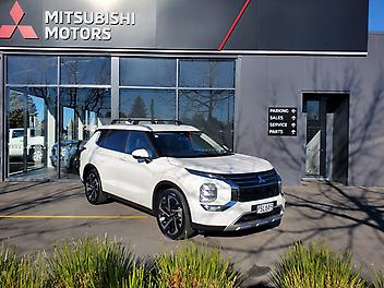 70,000 Km, RV/SUV, 2488135 cc, Petrol engine, CVT