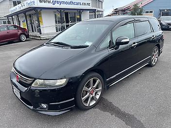 123,937 Km, Wagon, 2350 cc, Petrol engine, 