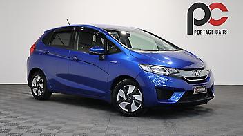 74,520 Km, Hatchback, 1496 cc, Hybrid engine, Automatic