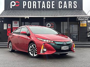 103,721 Km, Hatchback, 1790 cc, Plug-in hybrid engine, Automatic