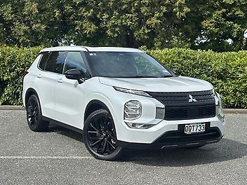 63,550 Km, RV-SUV, 2500 cc,  engine, Automatic