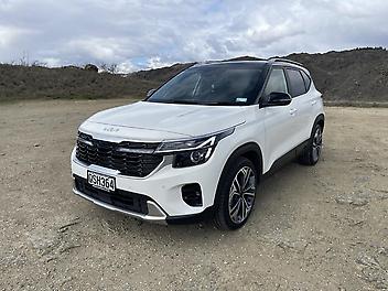 20,750 Km, Station Wagon, 1598 cc, Petrol engine, Automatic