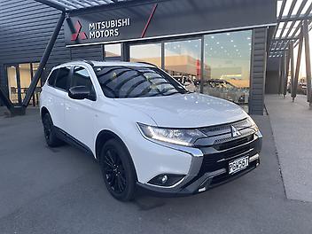 123,587 Km, RV/SUV, 2360126 cc, Petrol engine, CVT