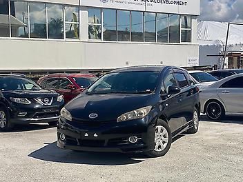 76,936 Km, People Movers, Petrol engine, Automatic