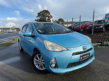 56,100 Km, Hatchback, 1496 cc, Hybrid engine, Automatic