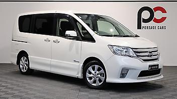 110,390 Km, People Movers, 1997 cc, Hybrid engine, Automatic