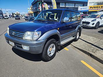 348,184 Km, Station Wagon, 3378 cc, Petrol engine, Automatic