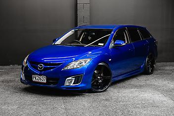 77,000 Km, Station Wagon, 2488 cc, Petrol engine, Automatic