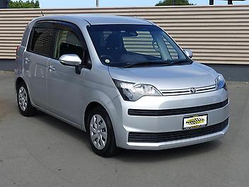 2,948 Km, Hatchback, 1496 cc, Petrol engine, CVT