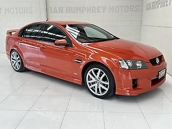 170,900 Km, Sedan, 5967 cc, Petrol engine, 6-Speed Manual