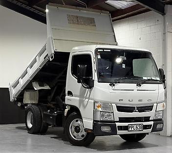 36,081 Km, Truck - Tip Truck, 2998 cc, Diesel engine, Auto