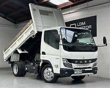 20,000 Km, Truck - Tip Truck, 2998 cc, Diesel engine, Auto