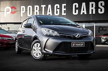 61,464 Km, Hatchback, 1329 cc, Petrol engine, Automatic