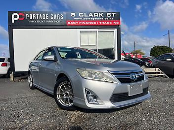 24,898 Km, Sedan, 2500 cc, Hybrid engine, Automatic