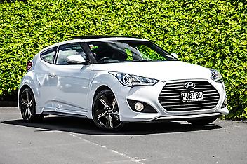 148,887 Km, Hatchback, 1600 cc, Petrol engine, Manual