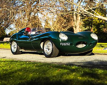 1,483 Km, Convertible, 4200 cc, Petrol engine, 4 Speed Manual