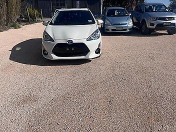 145,230 Km, Hatchback, 1500 cc, Petrol engine, Automatic
