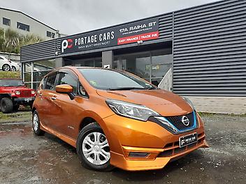 47,619 Km, Hatchback, 1198 cc, Hybrid engine, Automatic