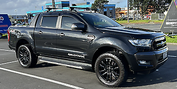 165,571 Km, Ute, 3198 cc, Diesel engine, Automatic