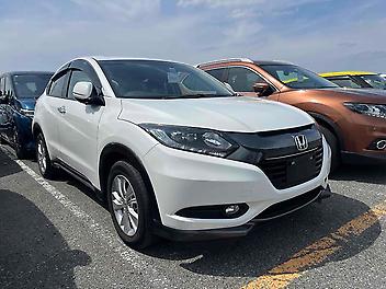 104,000 Km, SUV, 1500 cc, Hybrid engine, Automatic