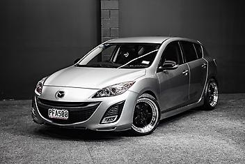 116,000 Km, Hatchback, 1998 cc, Petrol engine, Automatic