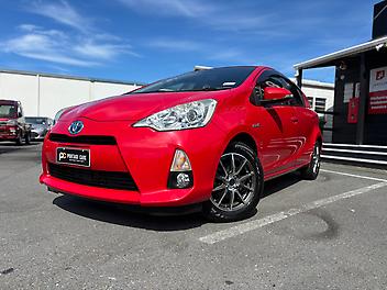 57,645 Km, Hatchback, 1496 cc, Hybrid engine, Automatic