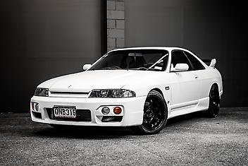 130,000 Km, Coupe, 2500 cc, Petrol engine, Manual