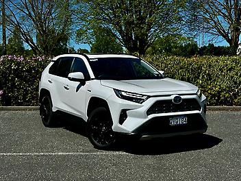 20,986 Km, RV-SUV, 2500 cc,  engine, Tiptronic Automatic