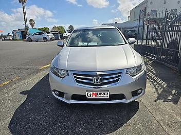 77,500 Km, Sedan, 2000 cc, Petrol engine, Automatic