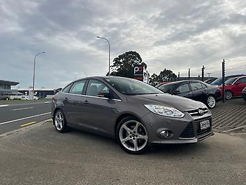 142,288 Km, Sedan, 1999 cc, Petrol engine, Automatic