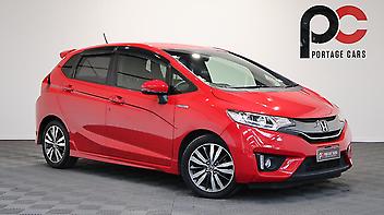 80,830 Km, Hatchback, 1496 cc, Petrol engine, Automatic