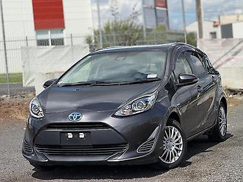 98,500 Km, Hatchback, 1496 cc, Petrol - Hybrid engine, Automatic