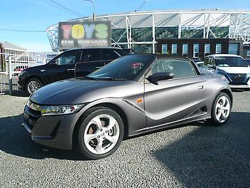 27,000 Km, Coupe, 660 cc,  engine, 6-Speed Manual