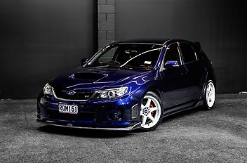 143,000 Km, Hatchback, 2457 cc, Petrol engine, Automatic