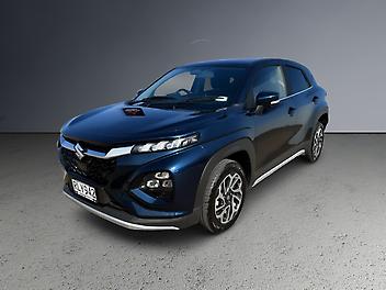 17,000 Km, RV-SUV, 1462 cc, Hybrid (Electricity) engine, 6 Speed Auto
