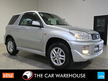 216,761 Km, SUV / 4x4, 1998 cc, Petrol engine, 5-Speed Manual