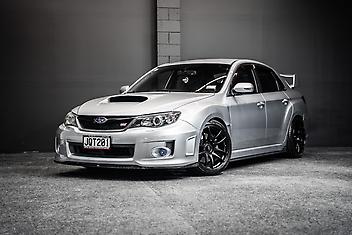 120,000 Km, Sedan, 2450 cc, Petrol engine, Automatic