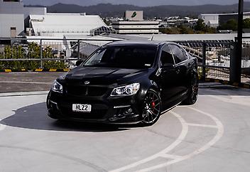 120,000 Km, Sedan, 6162 cc, Petrol engine, Manual