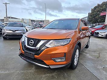 50,035 Km, RV-SUV, 2000 cc, Hybrid engine, Automatic
