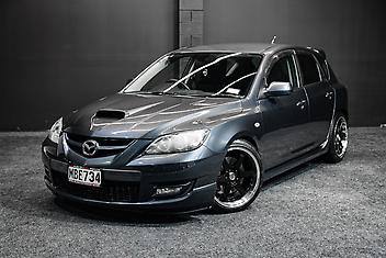 141,000 Km, Hatchback, 2260 cc, Petrol engine, Manual