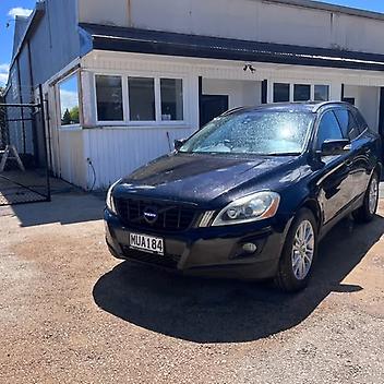 137,878 Km, Station Wagon, 2950 cc, Petrol engine, Automatic