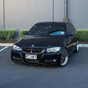 105,000 Km, Sedan, 1990 cc, Petrol engine, Automatic