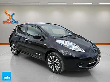 33,644 Km, Hatchback, 0 cc, Electric engine, Auto