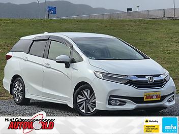 102,210 Km, Station Wagon, 1500 cc, Hybrid (Petrol) engine, Automatic