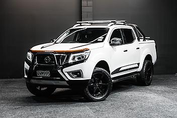 135,000 Km, Ute, 2298 cc, Diesel engine, Manual