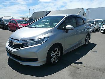 37,500 Km, Hatchback, 1500 cc, Hybrid (Petrol) engine, automatic