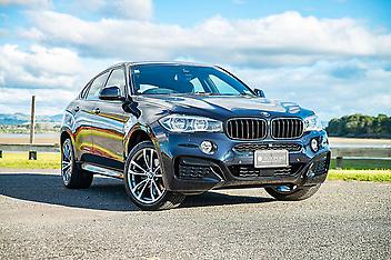 69,480 Km, Rv-suv, 3000 cc, Petrol engine, Automatic