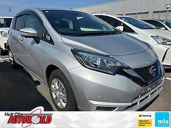 61,407 Km, Hatchback, 1200 cc, Hybrid (Petrol) engine, Automatic