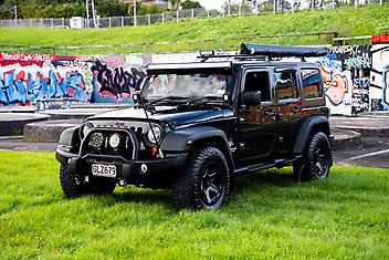 169,000 Km, RV-SUV, 3605 cc, Petrol engine, Automatic